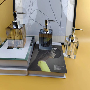 �F���p��ˮ���lԡϴ�����b���������ڱ�ϴ��Һ���bƿ����ԡ�Ҕ[��