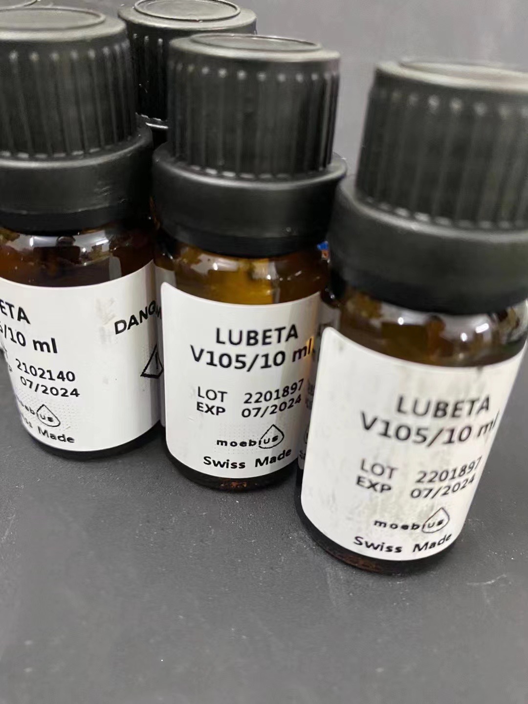 修表工具瑞士moebius V105表油自动双层轮油膜处理油V106轴承