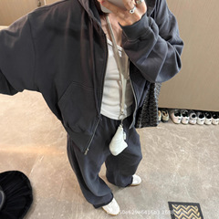 AC正确版2025秋冬新款字母刺绣做旧拉链连帽卫衣开衫短外套女套装