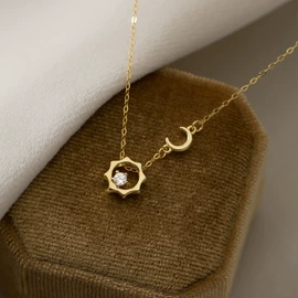 耳钉;戒指;项链