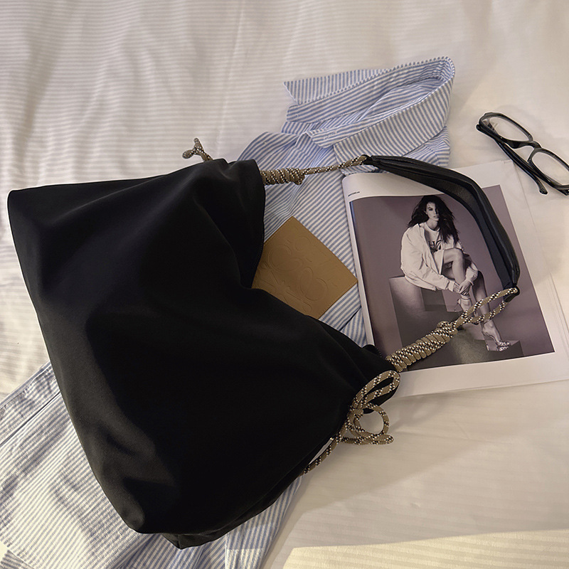 Leisure trendy knot tote for women's commuting large capacity single shoulder bag, college student class dumpling bag_voghion.com
