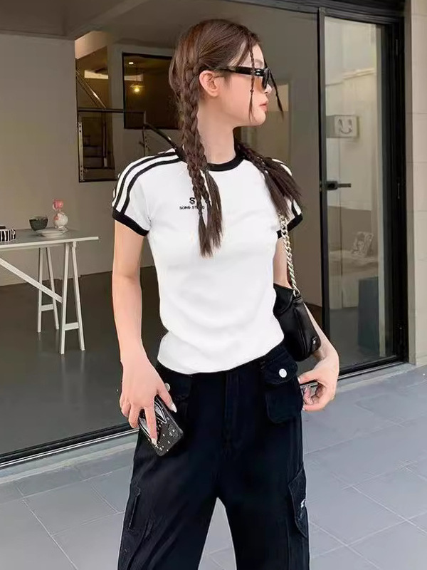 外国貿易の夏の新型ins個性半袖tシャツの女性の上着はスリムに見えます。|undefined