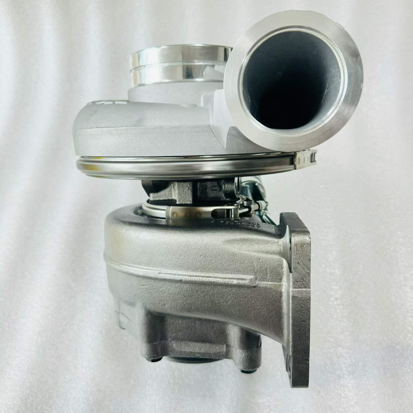 Volvo D16C Shantui 3781029 3798854 21842045 HE500WG original turbocharger