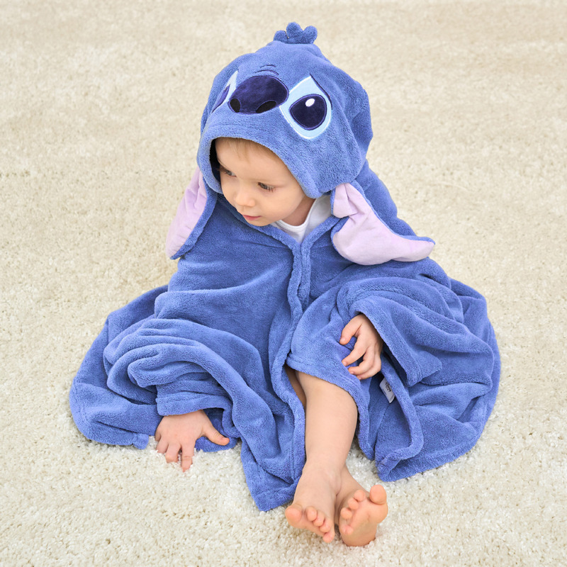 Disney Stitch Kidsren's Bath Towel Coral Velvet Baby Hooded Cloak Bathrobe Beach Hooded Bath Towel