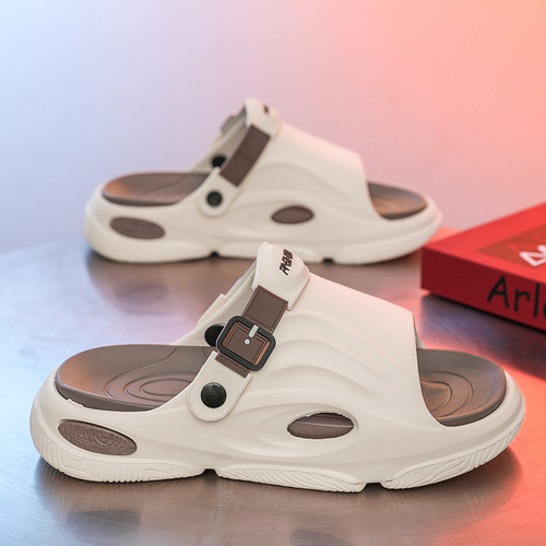 2024 Versatile Men's Fashion Summer Trend Thick Sole Non-Slip Outdoor Hot Pot Couple's Personal Double-Use Slippers