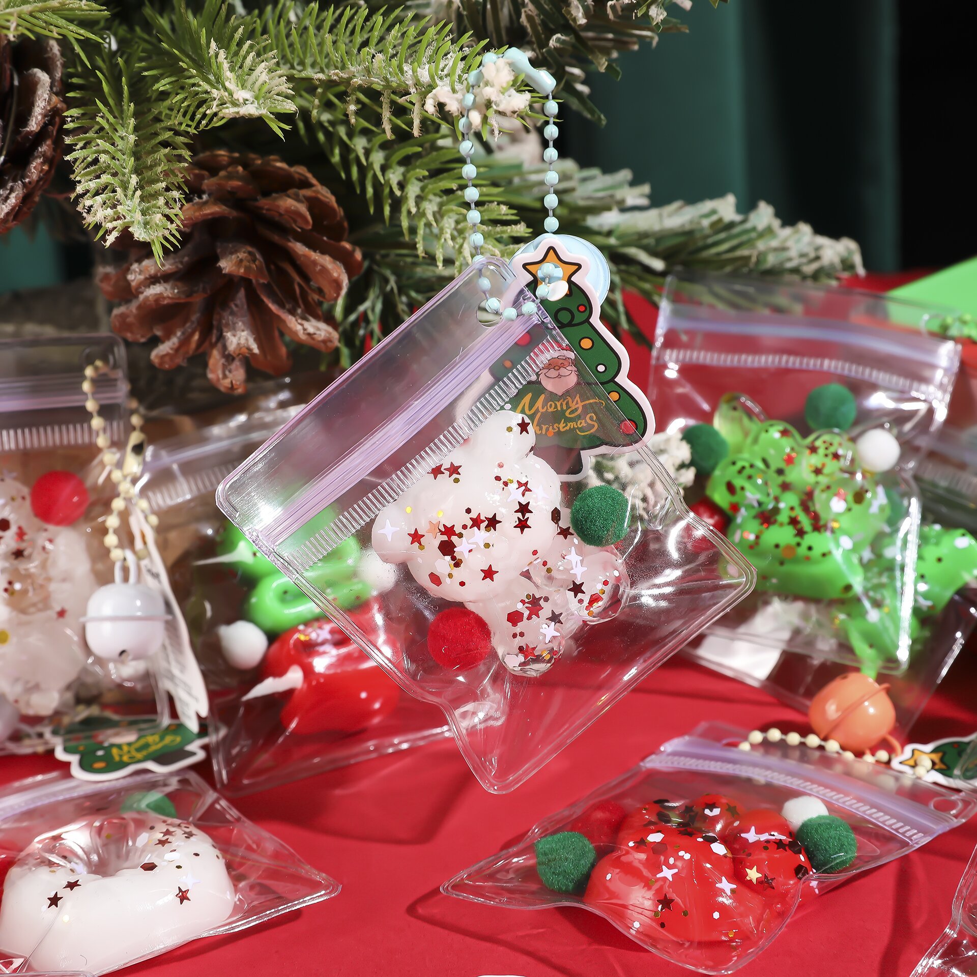 B Navidad pequeña nariz colgante pellizco pellizco colgante bolso colgante taza de agua colgante pellizco reducción de presión fábrica de venta directa