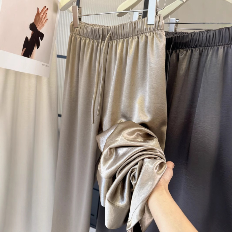 Xia Ya Yan Lazy Gilt Satin Pants Drapey Casual Pants 2025 New Elastic Waist Drawstring Long Pants Silky Straight Leg Xia Ya Yan Lazy Gilt Satin Pants Drapey Casual Pants 2025 New Elastic Waist Drawstring Long Pants Silky Straight Leg