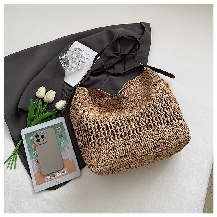 2025 New summer French laid-back seaside vacation bag, niche straw woven bag, hand-woven women's bag, large capacity undefined