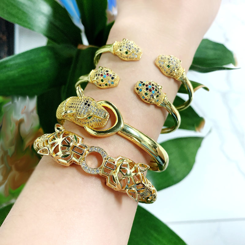 Fashion Diamond Leopard Head Bracelet for Women