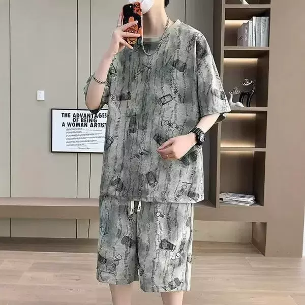 夏季休闲运动冰丝套装男2025新款时尚潮牌短袖短裤青少年痞帅男装