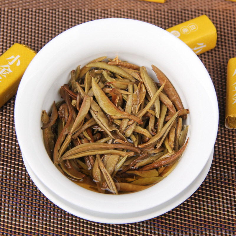 白毫银针小金条茶叶月光白云南白茶古树茶特级大白茶黄金条批发|undefined