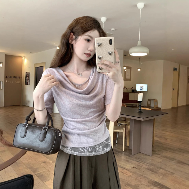 Purple Lace Patchwork Short-Sleeve T-Shirt for Women, Summer Slim-Fit Top with a Faux Two-Piece Design and a Flared Neckline
