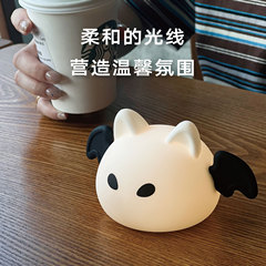 工場直販シリコンナイトライト、ワークステーション改造アクセサリー、充電式タップライト、新作漫画風雰囲気誕生日プレゼント