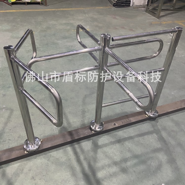 学校小区工厂进出单向手推旋转 不锈钢栅栏道闸门 单限通道旋转闸