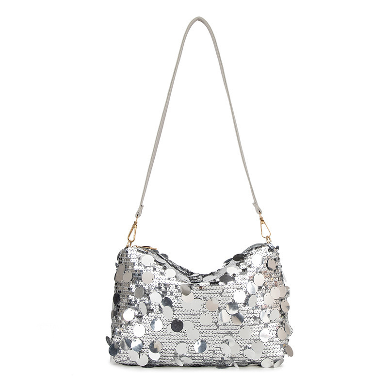 Nicho de diseño de bolso de brazo para mujeres 2025 nuevo verano y primavera de moda esquinilla de hombro mochila de moda extranjera