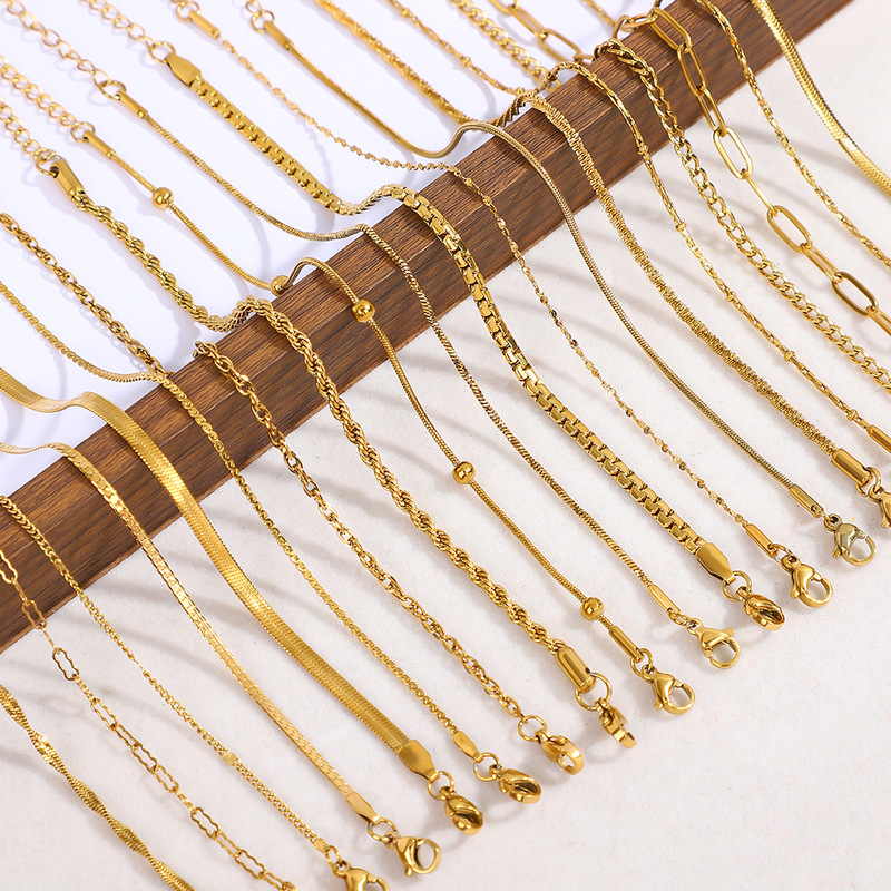 Cross-Border European and American Stainless Steel Bracelets, Various Styles of Light Luxury Niche Jewelry, Non-Fading Titanium Steel Chain, Women's 18K Gold Plain Chain Cross-Border European and American Stainless Steel Bracelets, Various Styles of Light Luxury Niche Jewelry, Non-Fading Titanium Steel Chain, Women's 18K Gold Plain Chain