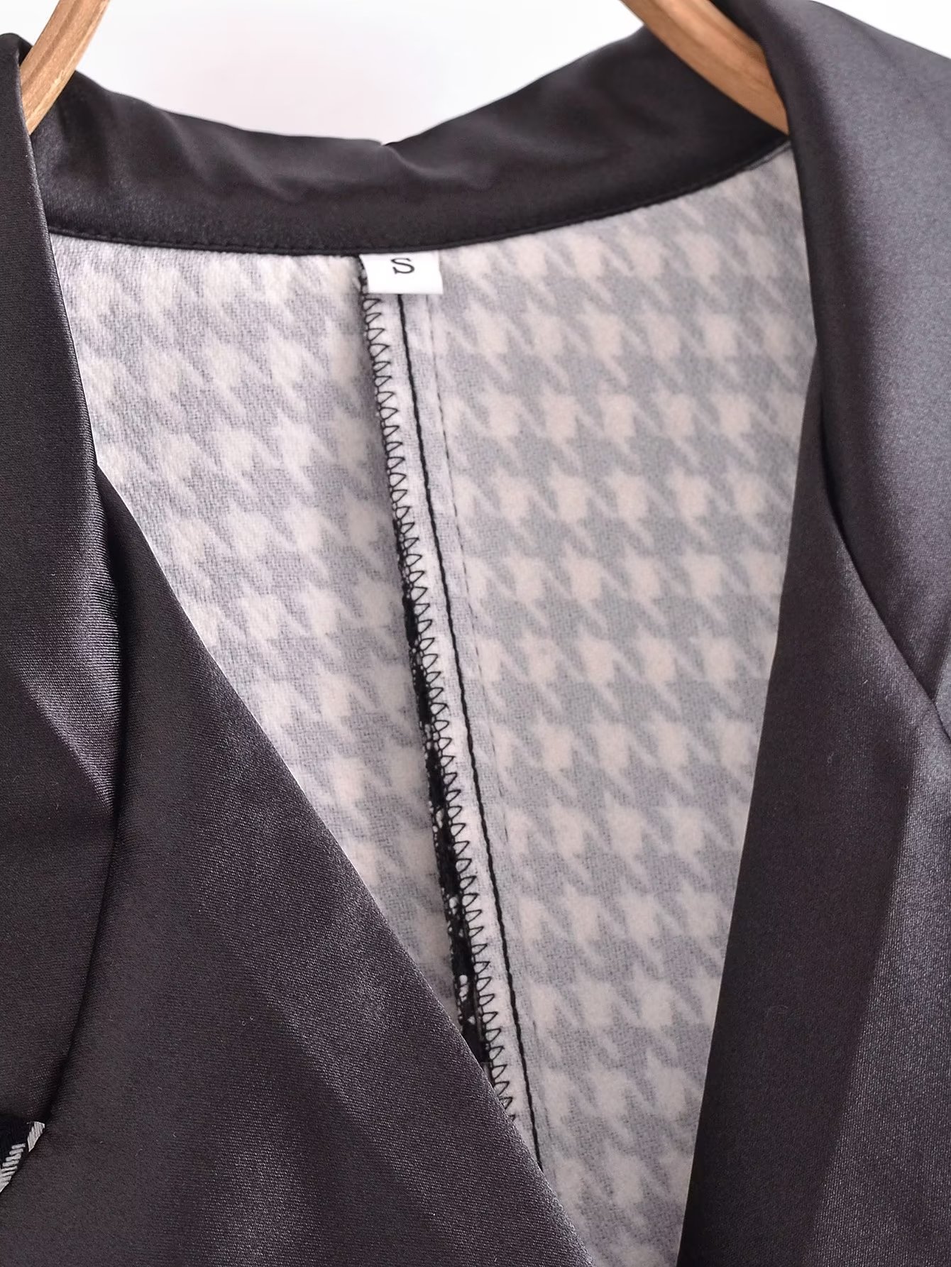 Automne hiver nouveau style britannique revers avec tempérament à carreaux noir et blanc, décontracté et polyvalent, moyen à long_voghion.com