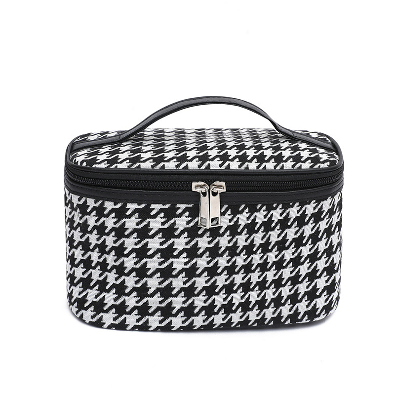 Bolsa de cosméticos estilo 2025, bolsa de cosméticos a cuadros, serie blanco y negro, bolsa de almacenamiento impermeable.