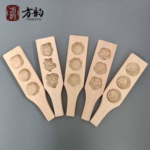 Three-hole mold wooden mooncake mold mung bean cake pumpkin cake bread mold cartoon steamed bun craft mold