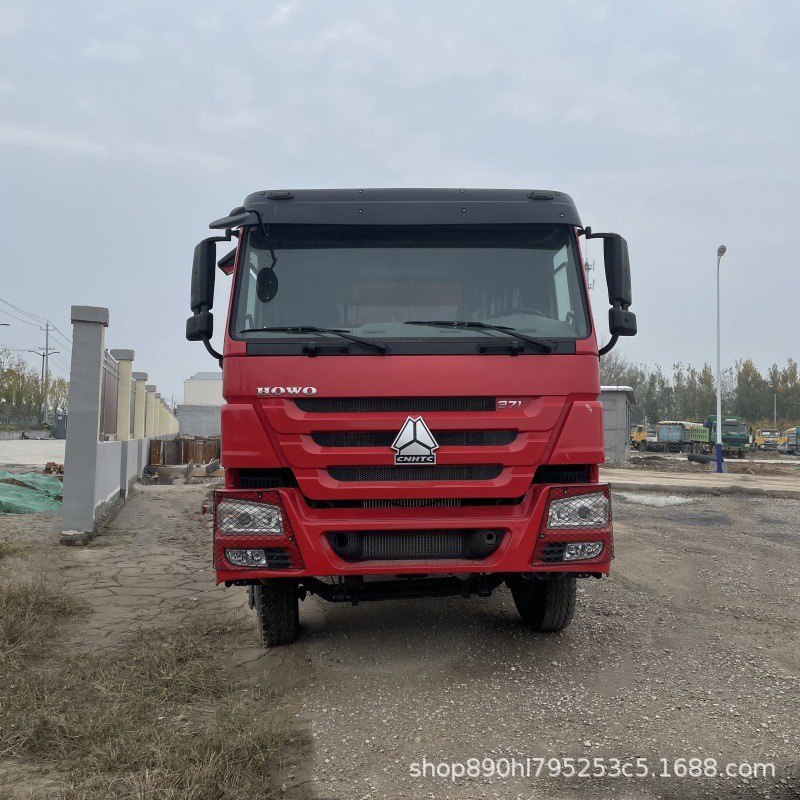 Cross-Border Supply of Sinotruk Howo Rear Eight-Wheel Dump Truck Traction Dump Semi-Trailer 371 Horsepower Dump Truck Heavy Body