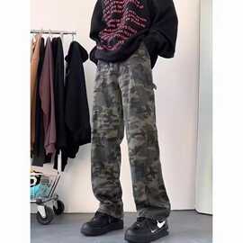 美式迷彩工装牛仔裤男秋季宽松高街直筒裤潮牌做旧复古军绿色阔腿