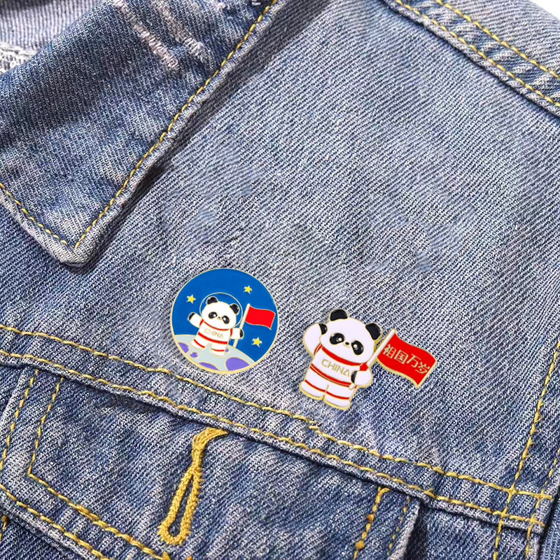 国慶節パンダバッジブローチ漫画かわいい国旗ロケットパンダバッジ|undefined