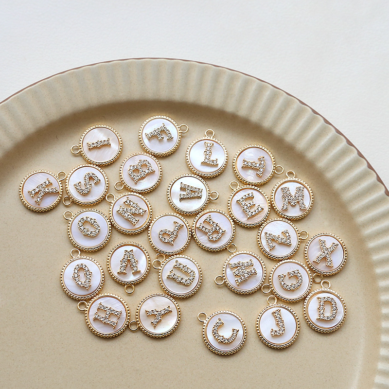 3g Weight Shell, Zircon Inlay Material Charms, Jewelry Accessories Classification 1 Piece Quantity Copper Material Round, Letter Pattern Plating, Inlay Design Simple Style Style 1 Piece Copper Shell Zircon Round Letter 1