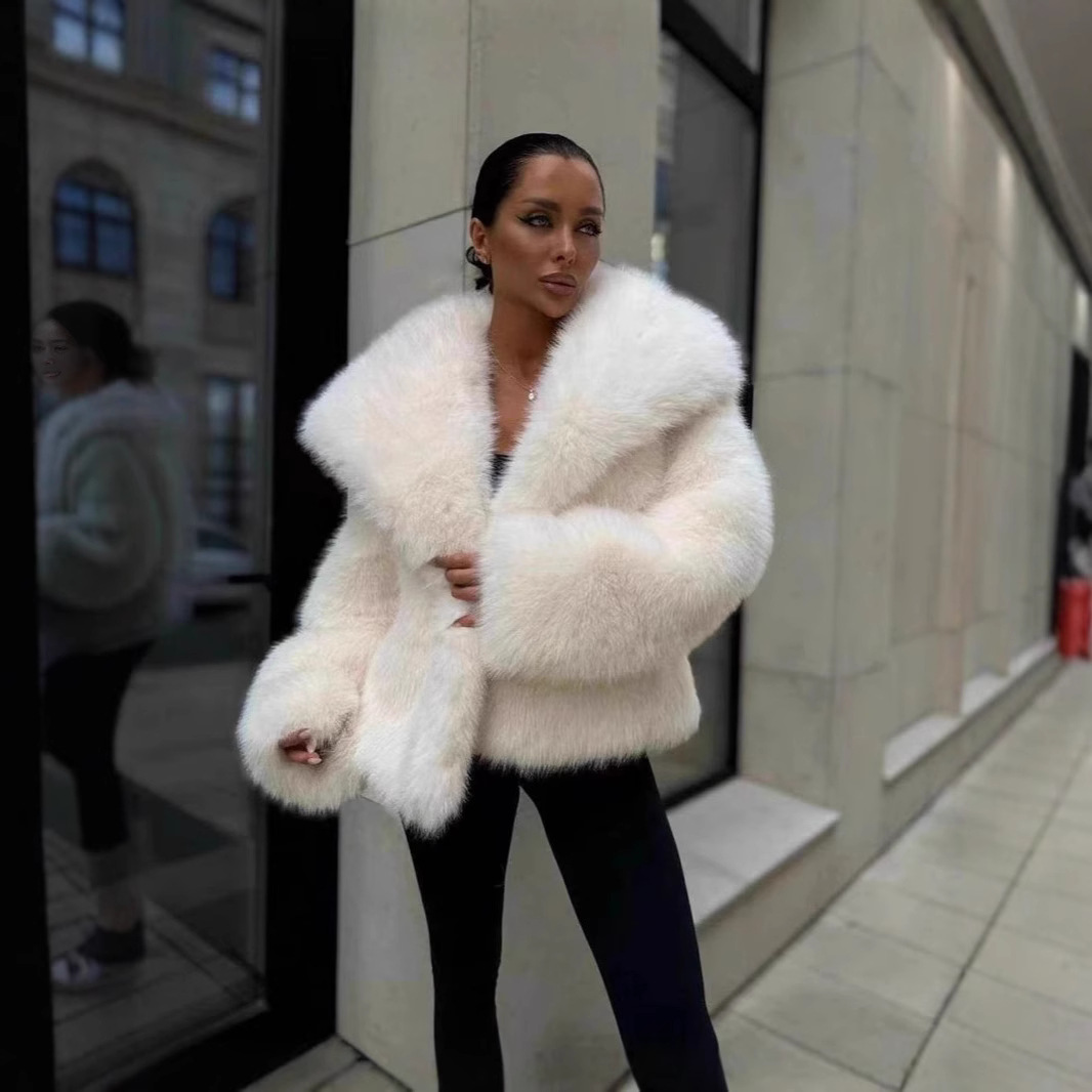 Winter Oversize Lapel Collar Faux Fur Jacket Women Short Fox Fur