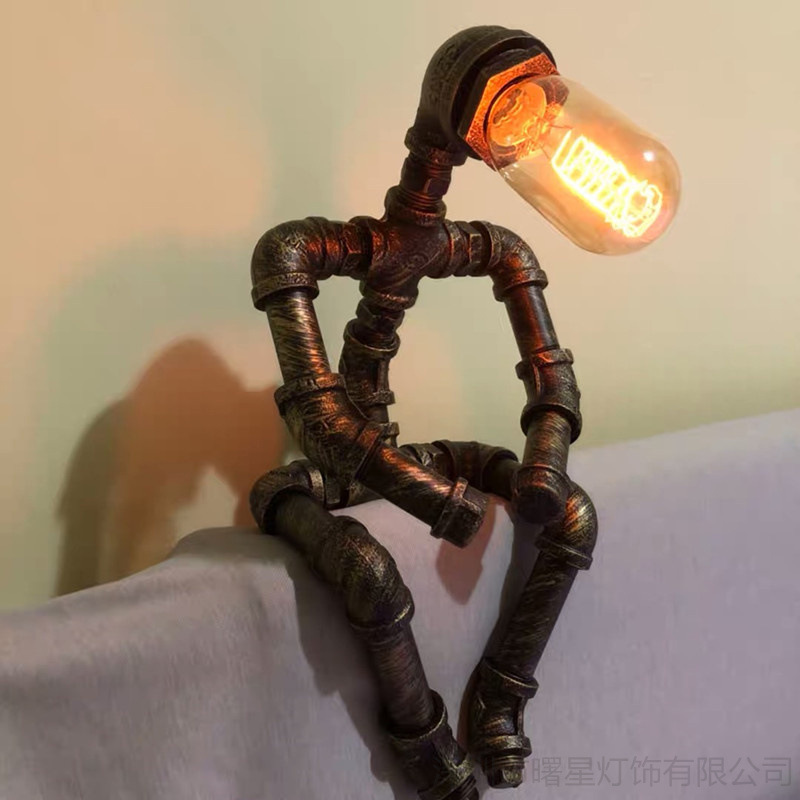 Cross-Border Exclusive for American Personalized Creative Iron Pipe Industrial Retro Style Coffee Bar Desk Water Pipe Robot Table Lamp