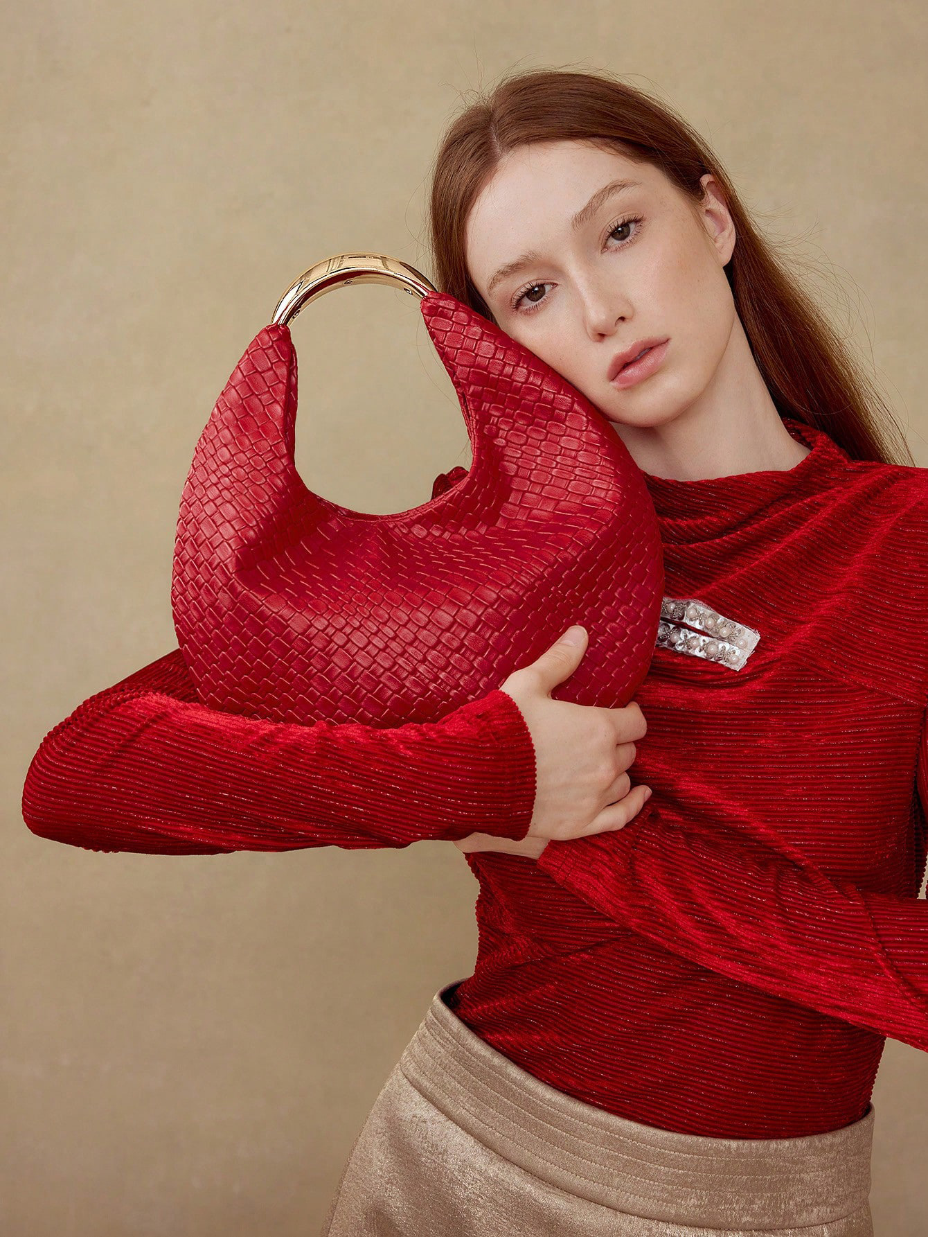 Red Woven Pu Leather Shoulder Bag For Women Versatile Evening Bag_voghion.com