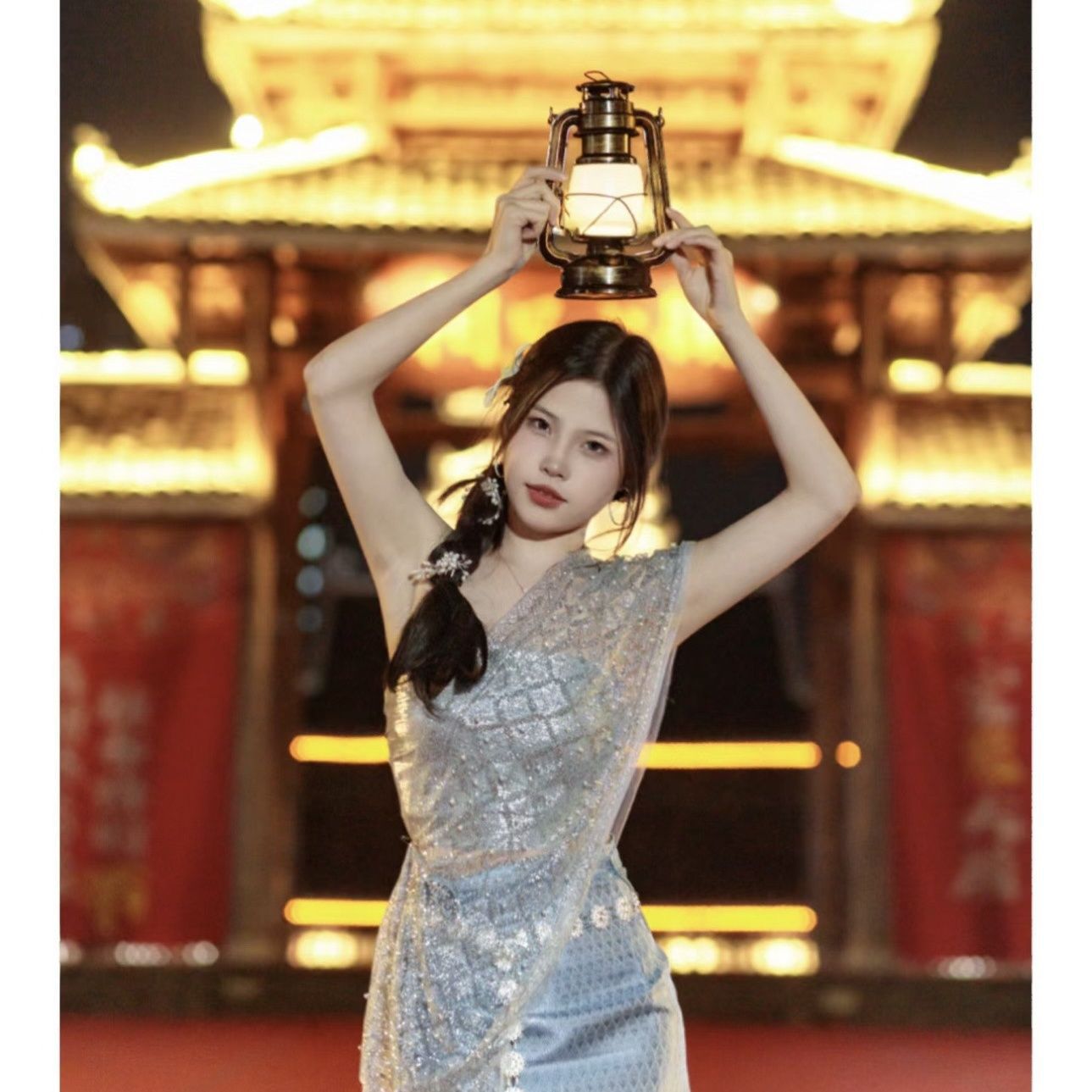 09 스타일 스커트 + 튜브탑 + 숄 + 플루메리아 머리핀