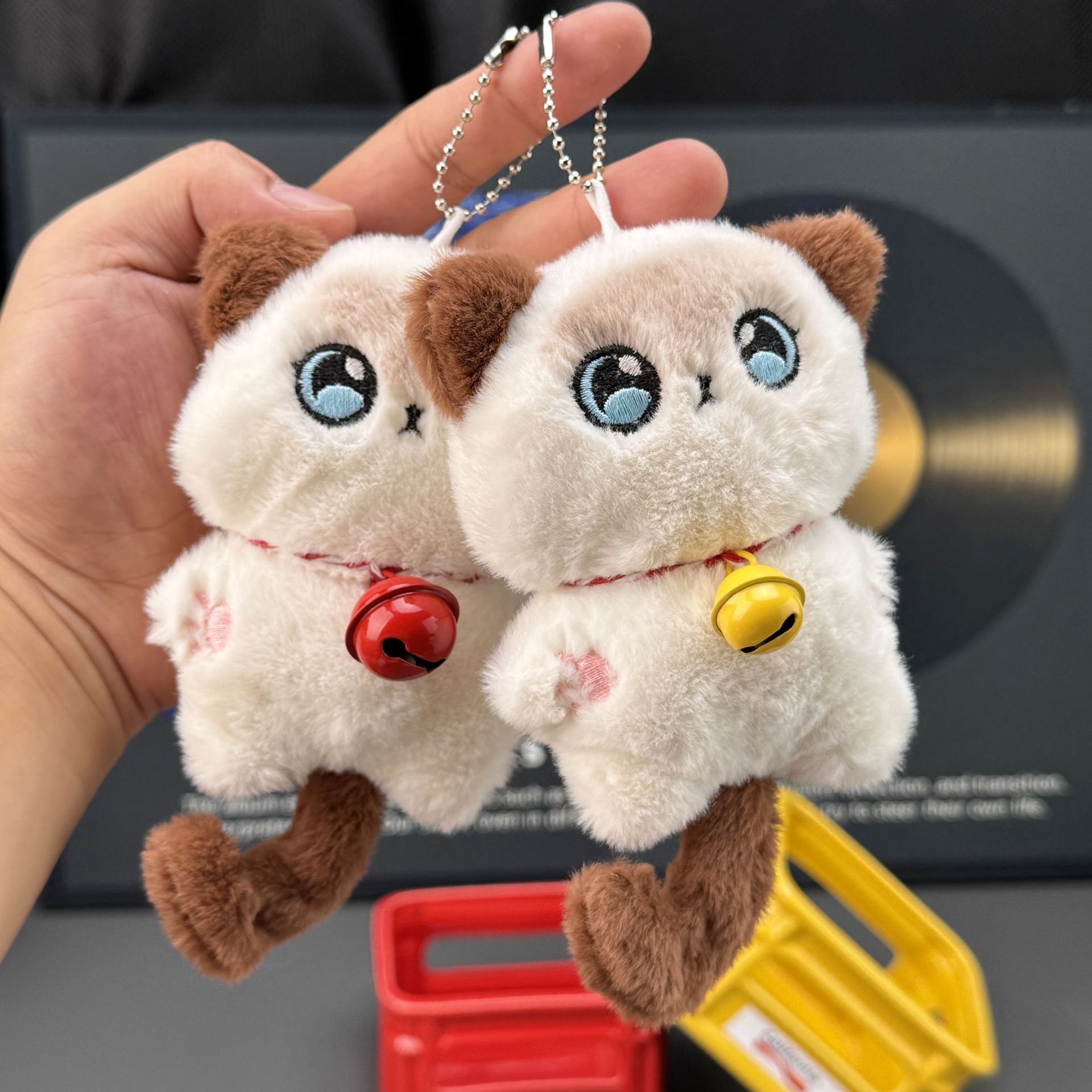 New Lucky Cat Plush Doll Pendant Cartoon Bell Lucky Cat Doll Keychain Claw Machine Gift
