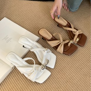 2025 Spring and Autumn New Fashion Versatile Sandals for Women, French Style Small Sandals with a High-End and Exquisite Thin Heel