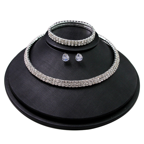 necklace for bride