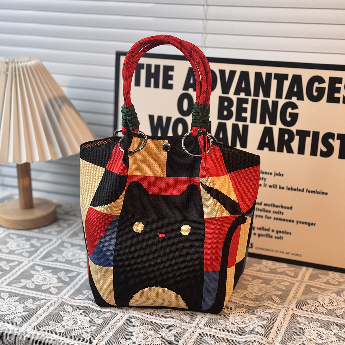 ニットハンドバッグ、ニッチデザインバケットバッグ、トートバッグ、ハンドバッグ、カジュアルで多用途なショルダーバッグ、ニットポータブルバッグ