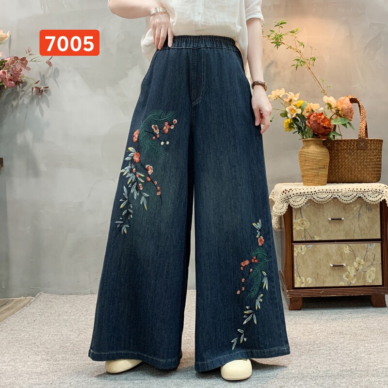 2025 Spring New Arrival Vintage Embroidered Crooked Wide Leg Jeans Loose High Waist Lace-up Straight Leg Pants for Women
