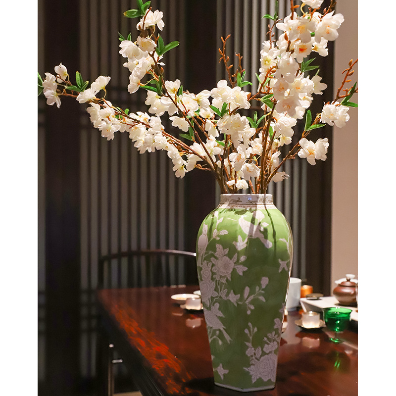 Ceramic decoration new Chinese ancient style crafts blue and white porcelain vase wedding brow hexagonal bottle living room entrance decoration