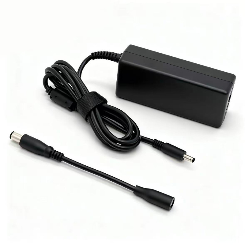 Suitable for Dell Inspiron 15 3000 5000 65W Laptop Universal Power Adapter Suitable for Dell Inspiron 15 3000 5000 65W Laptop Universal Power Adapter