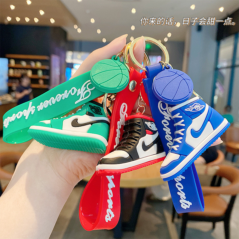 Men's and Women's Couple's Sneakers AJ Three-dimensional Key Chain Pendant Car Key Chain Personalized Creative Bag Hanging Ornaments Small Gifts