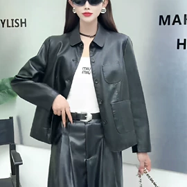 女式衬衫;休闲裤;女式T恤