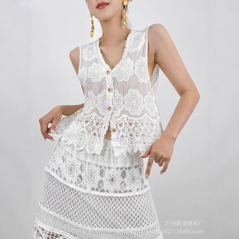 French Retro White Sleeveless Vest Top for Women, Seaside Resort Style Crochet Knitted Half-Length Skirt Set