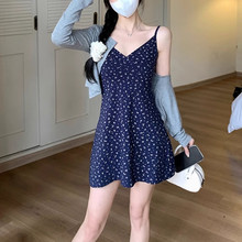 大码女装减龄吊带裙长袖开衫两件套秋秋新款甜美减龄小碎花连衣裙