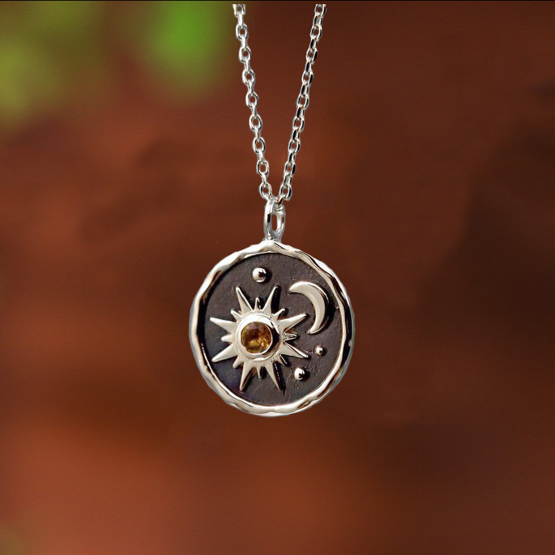 13g Weight Pendant Jewelry Making Type Pendant Necklace, Necklace Classification Alloy Chain Material 1 Piece Quantity Holiday, Street Occasion Alloy, Moonstone Material Color Block Pattern Women's, Unisex Gender Plating Design Retro Style Retro Color Block Alloy Moonstone Pendant Necklaces Wholesale 4