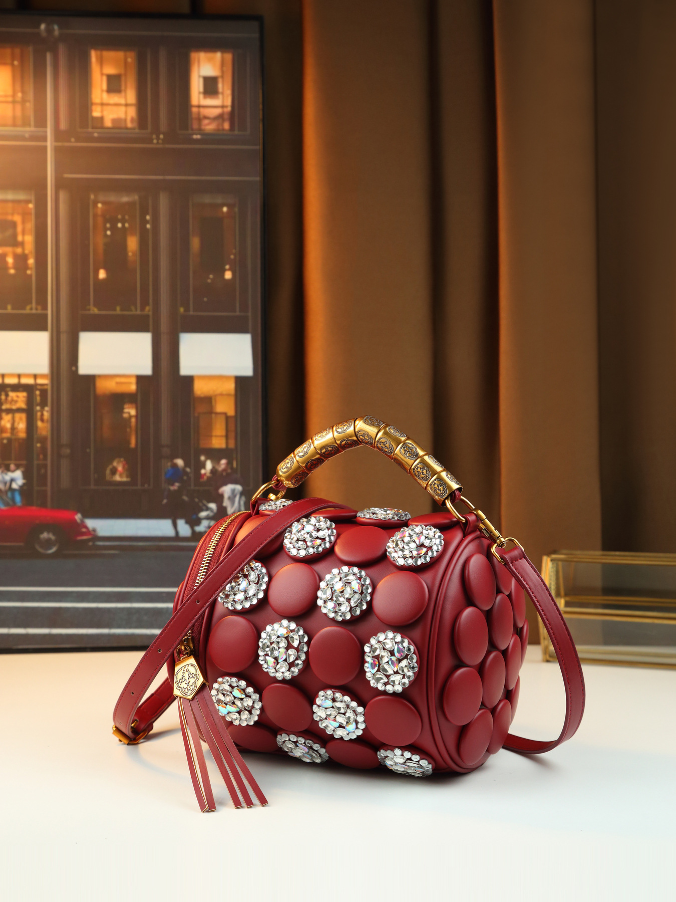Damen Handtasche Im Retro Stil Mit Punkten Und Strassbesatz_voghion.com