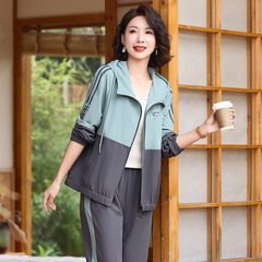 中老年运动服女夹克套装2025新款妈妈秋装风衣外套大码休闲两件套