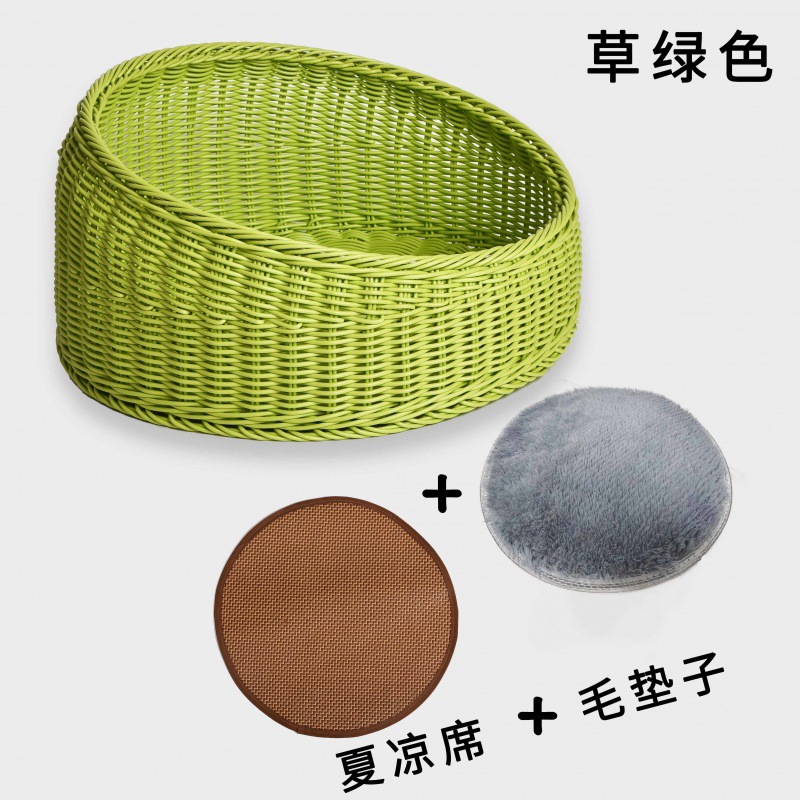 프루츠 그린에는 매트, 쿠션, 고양이 공이 함께 제공됩니다.