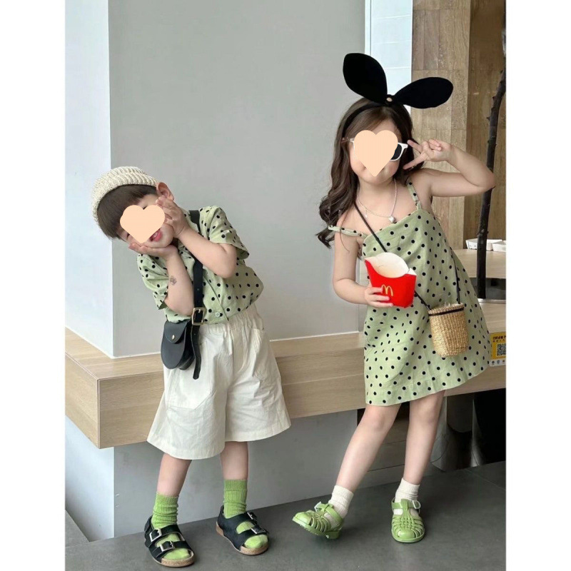 韓国兄妹衣装 2024 夏女の子グリーン水玉サスペンダースカート男の子ベビー水玉シャツカジュアルパンツスーツ|undefined