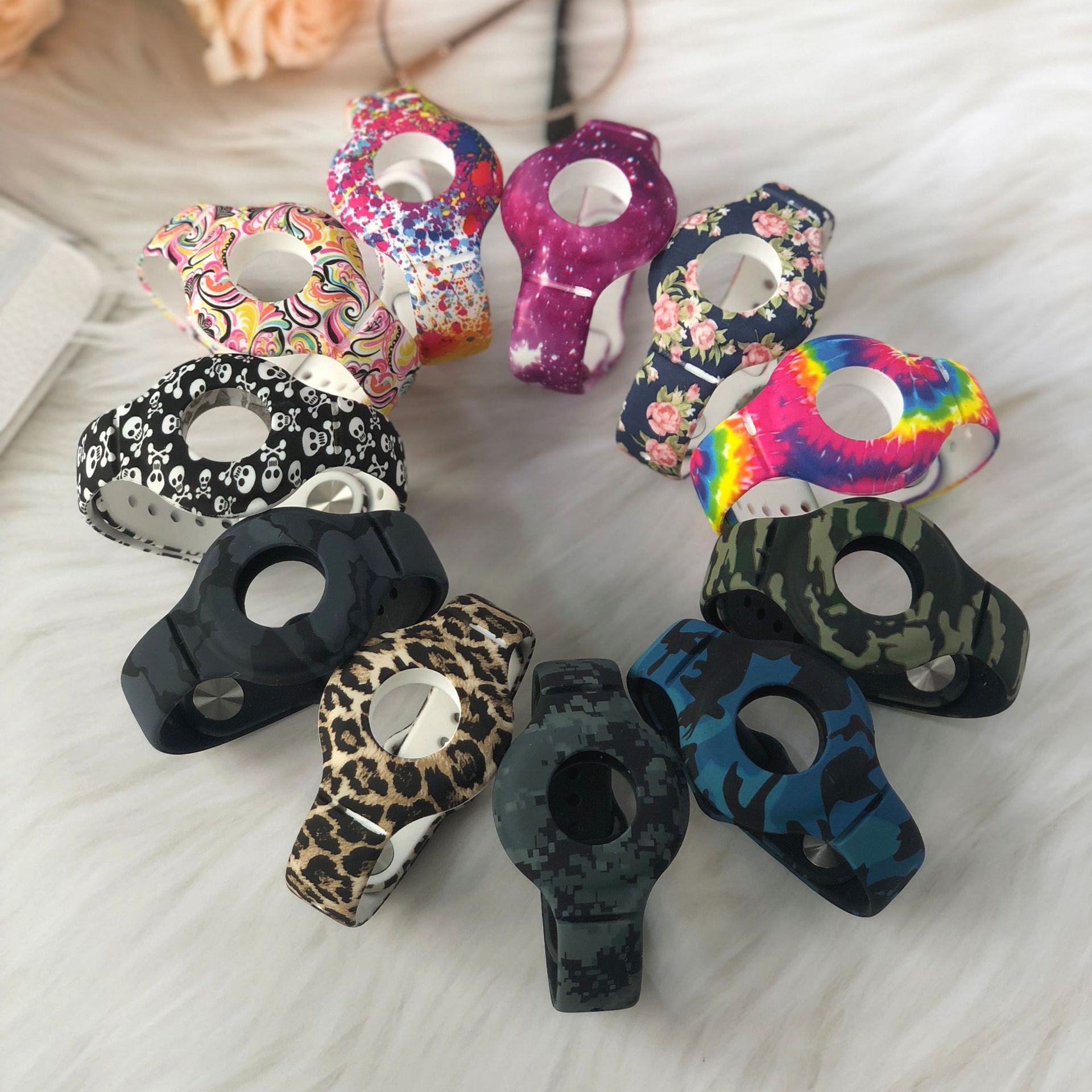 For Apple Tracker Bracelet Protective Cover Airtags Anti-lost Protective Cover Silicone Printed Bracelet Factory