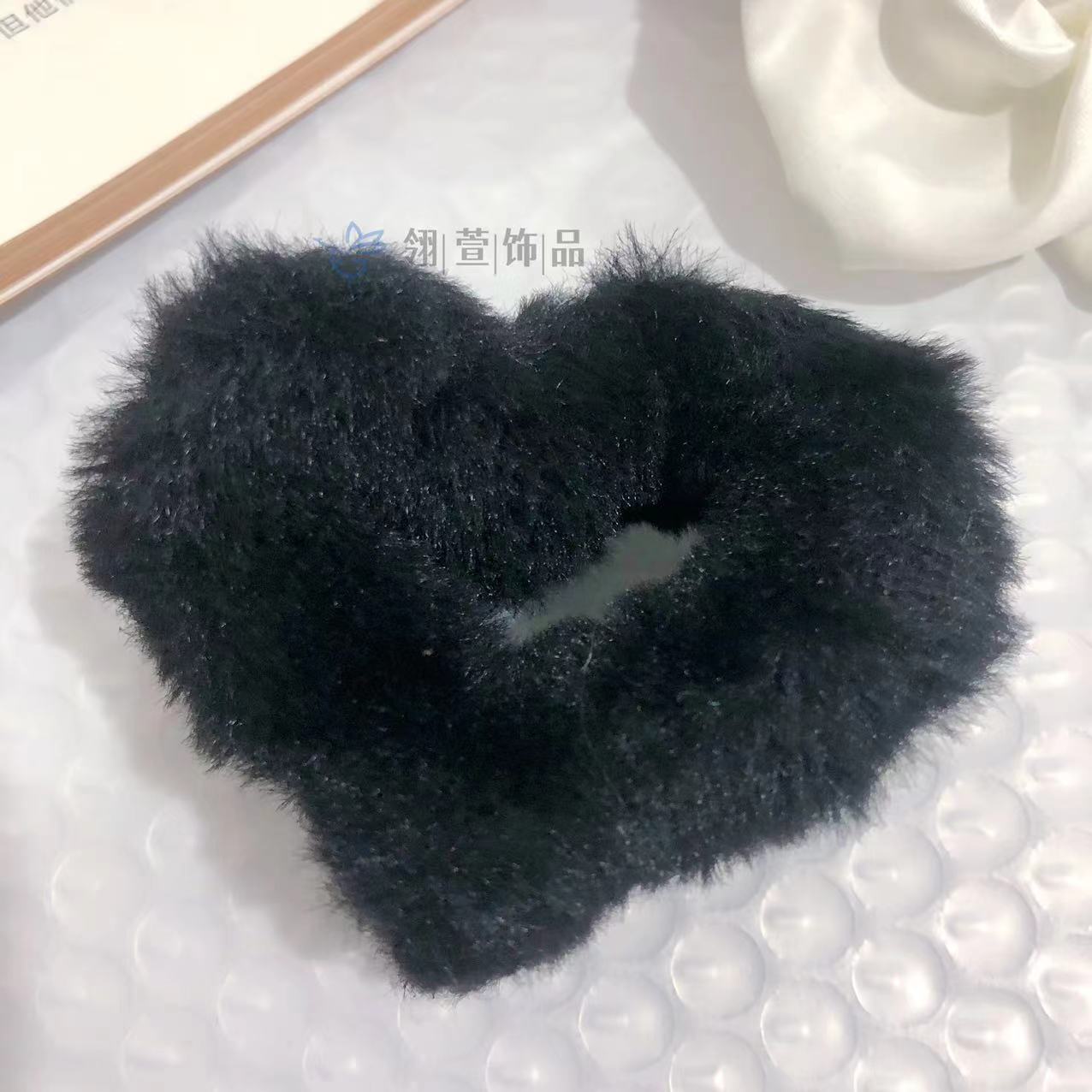 27#7 heart shape (04# black)