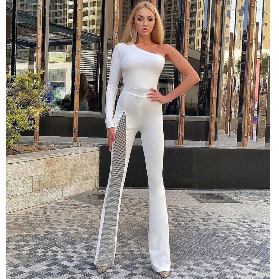 Vestido de fiesta de noche sexy con hombros asimétricos, manga larga, malla y pedrería, estilo europeo y americano, tipo mono con vendaje.
